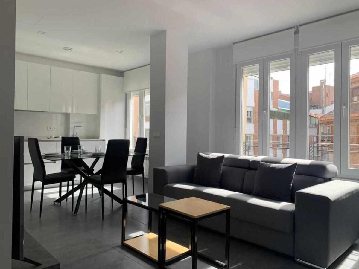 Ramon Y Cajal Suites De Luxe 레온 외부 사진