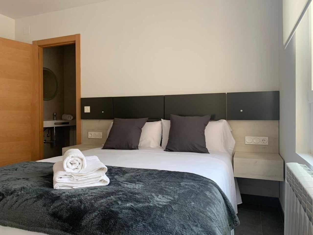 Ramon Y Cajal Suites De Luxe 레온 외부 사진