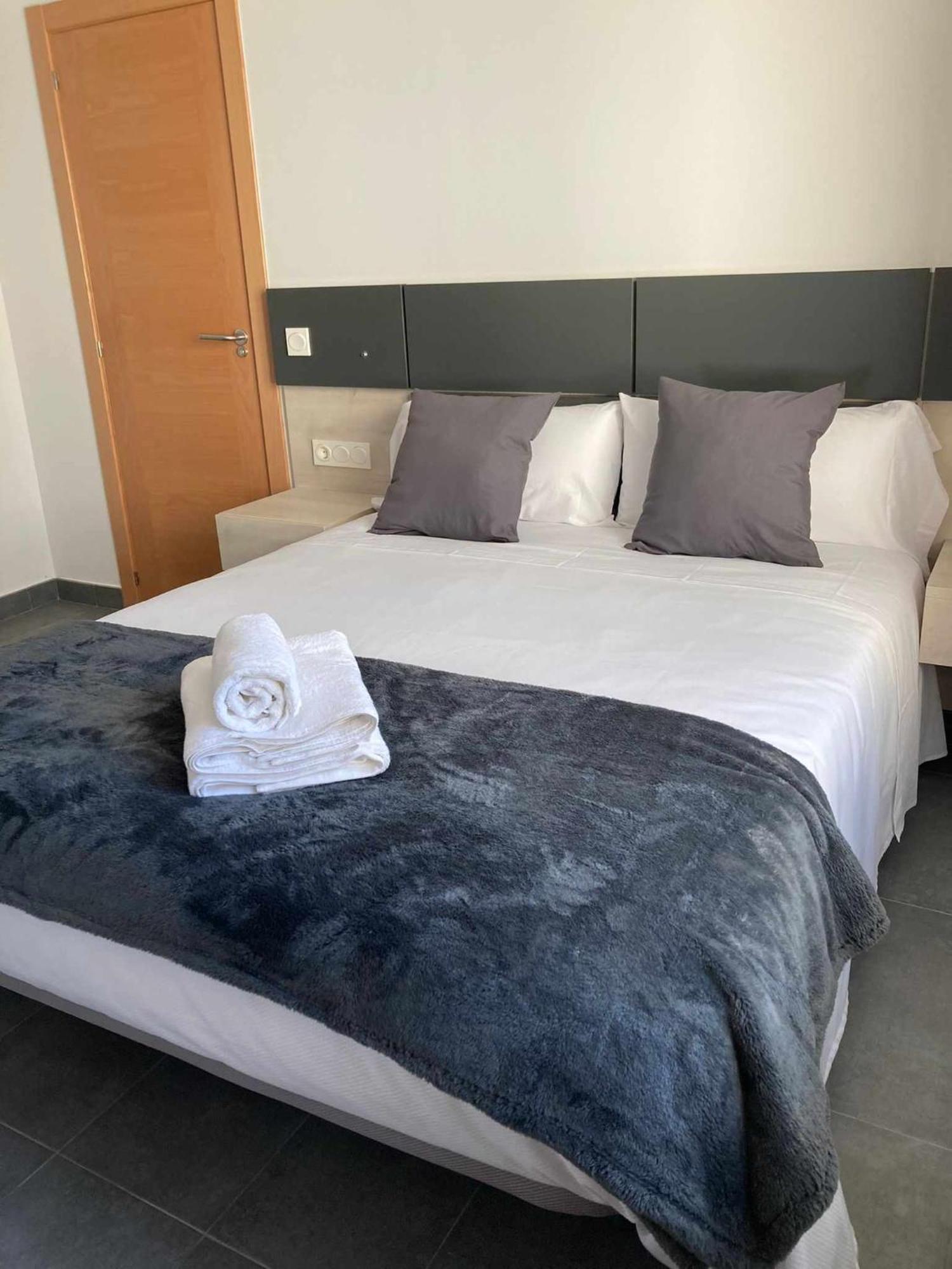 Ramon Y Cajal Suites De Luxe 레온 외부 사진